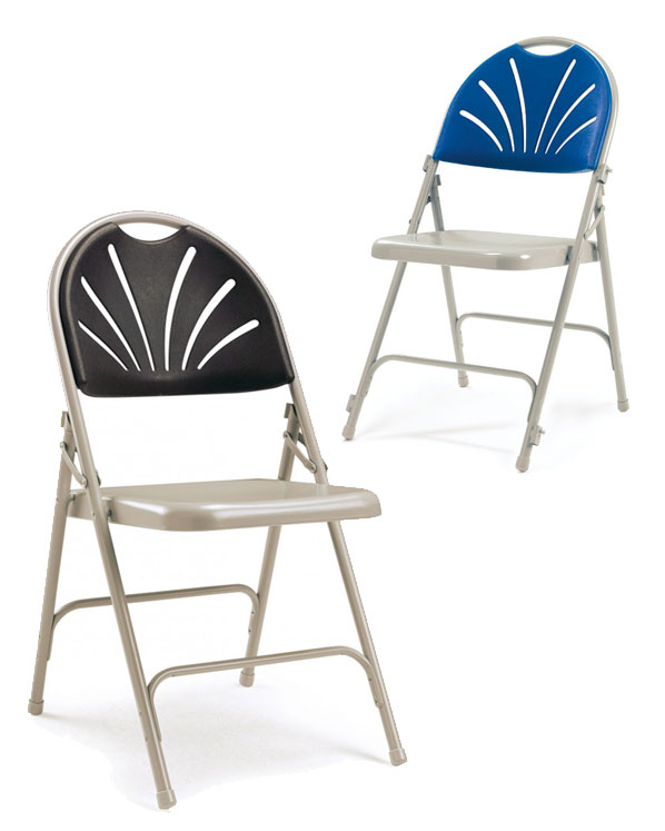 2600 Fan-Back Folding Chair
